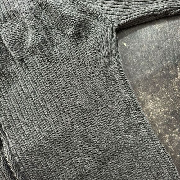 Y2k Lee Full Zip Dark Grey Sweater Tight Fit Outdoors Adult Size XL Read Bio - Picture 3 of 16